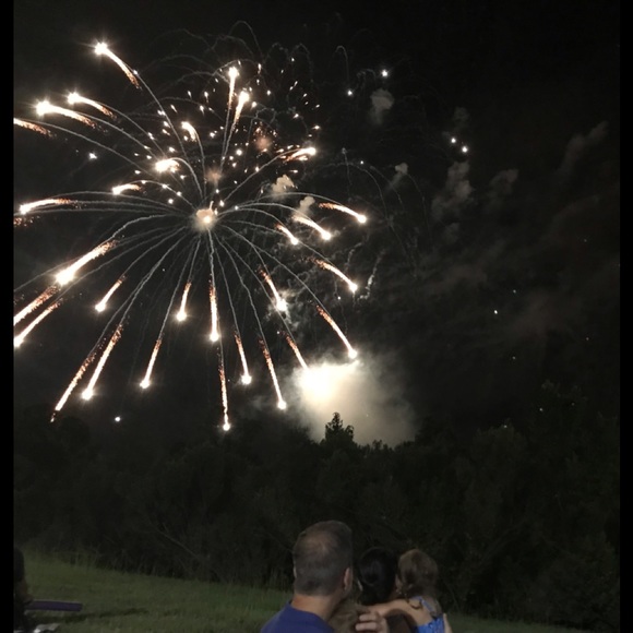 Meet your Posher, Carol - Picture 1 of 1